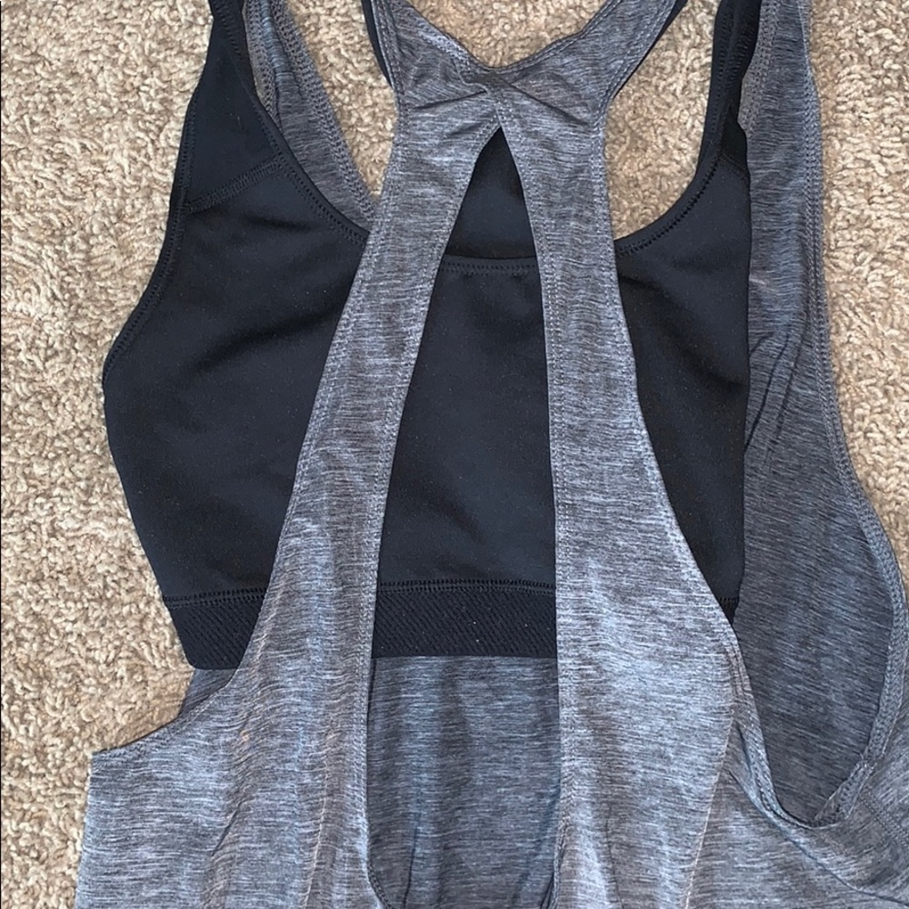 NIKE TANK TOP WITH BUILT IN SPORTS BRA